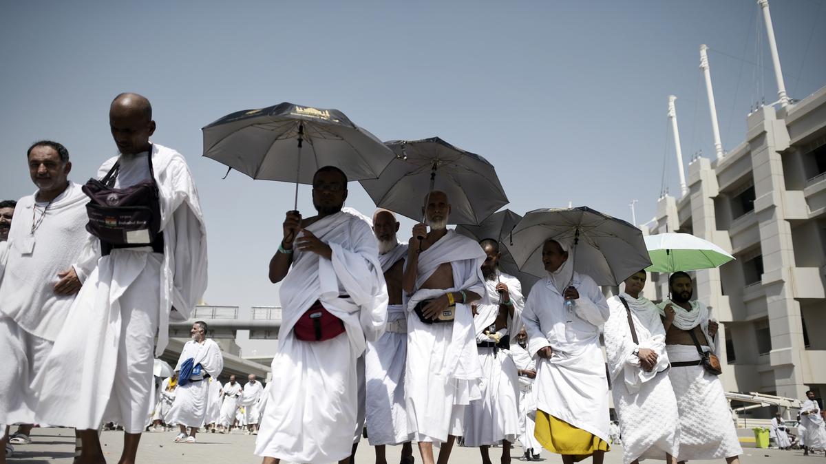 tips to perform hajj in summer
